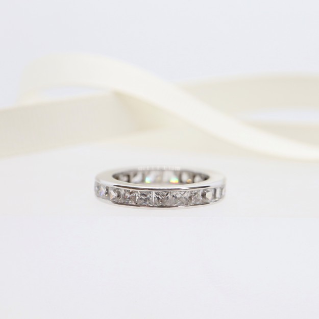 18ct Yellow Gold Half Set Princess Cut Diamond Eternity Ring — Form Bespoke  Jewellers